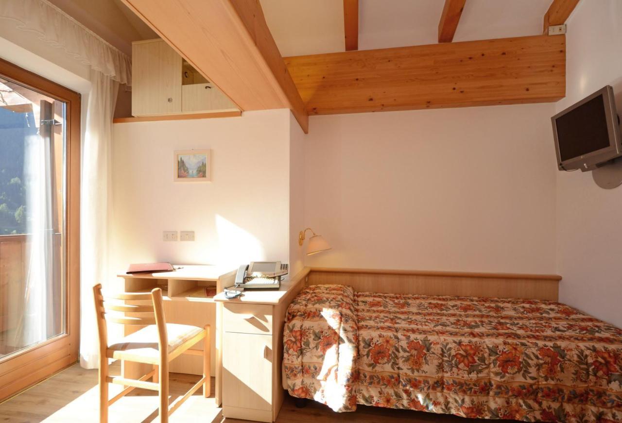 Hotel La Soldanella Moena Kamer foto