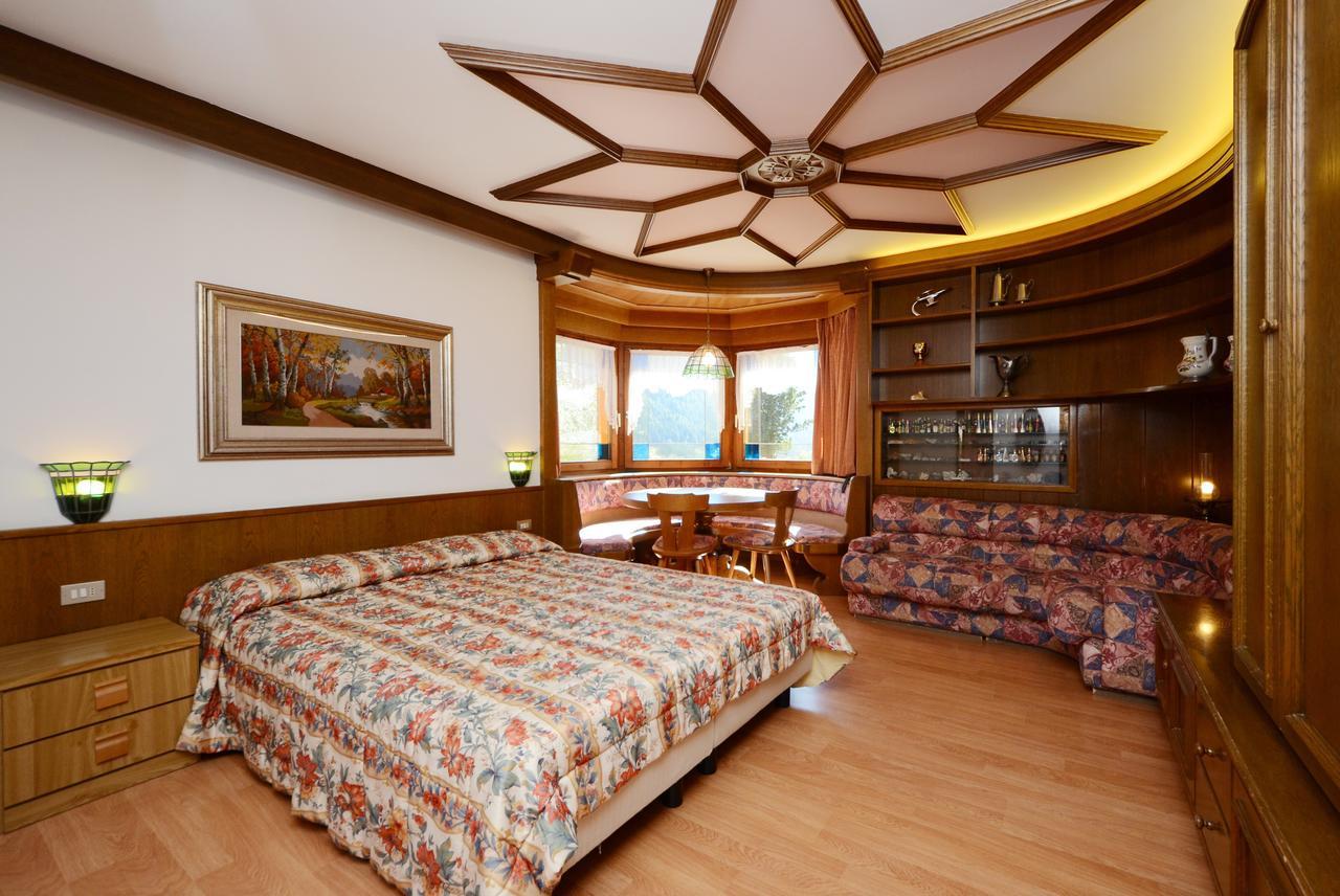 Hotel La Soldanella Moena Buitenkant foto
