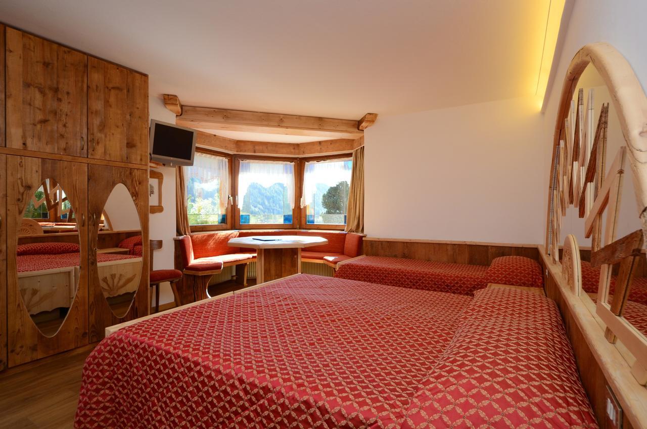 Hotel La Soldanella Moena Buitenkant foto