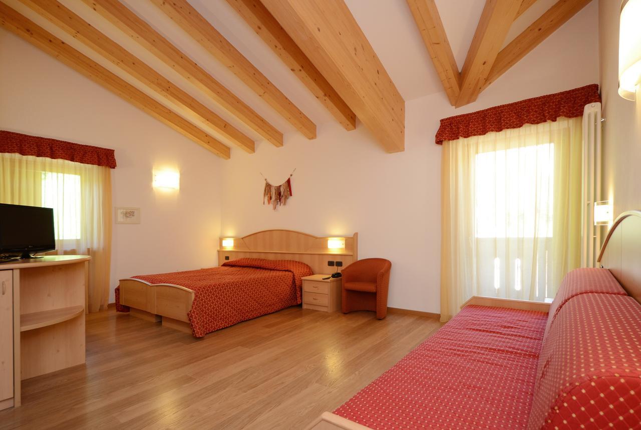 Hotel La Soldanella Moena Buitenkant foto