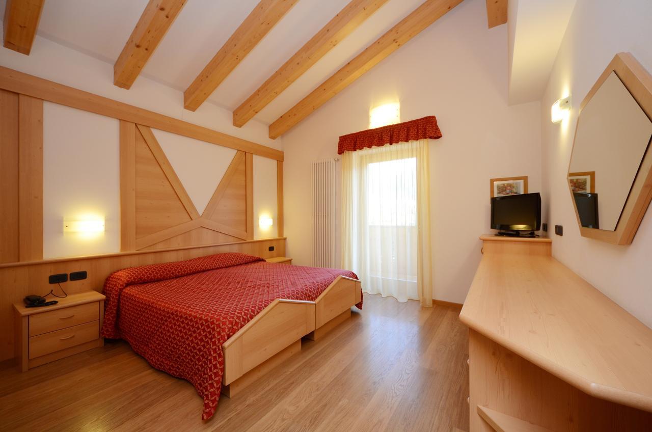 Hotel La Soldanella Moena Buitenkant foto