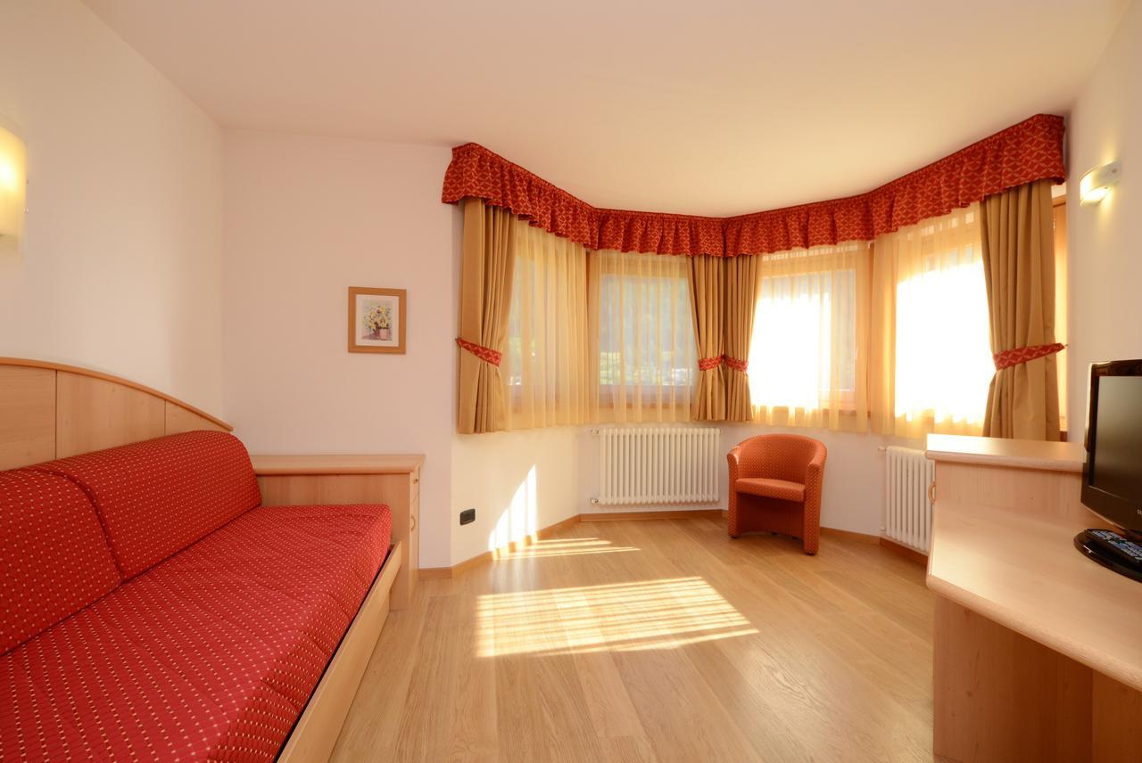 Hotel La Soldanella Moena Buitenkant foto