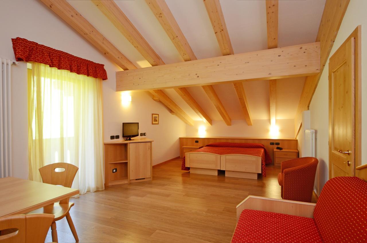 Hotel La Soldanella Moena Buitenkant foto